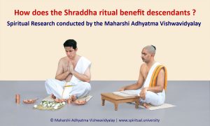 How the Shraddha ritual conducted for departed ancestors during Pitupaksha benefits a person